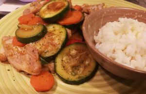 Pollo con verdure e riso